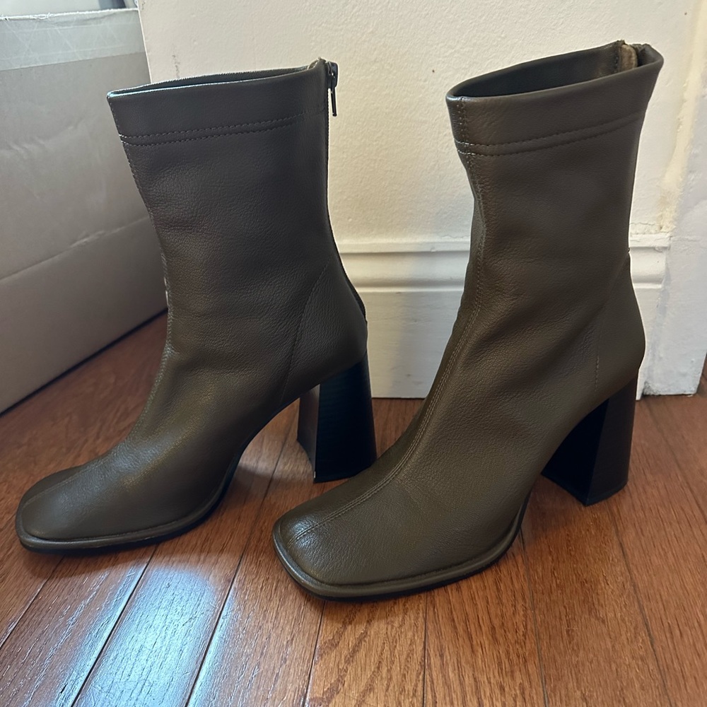 Mango Booties